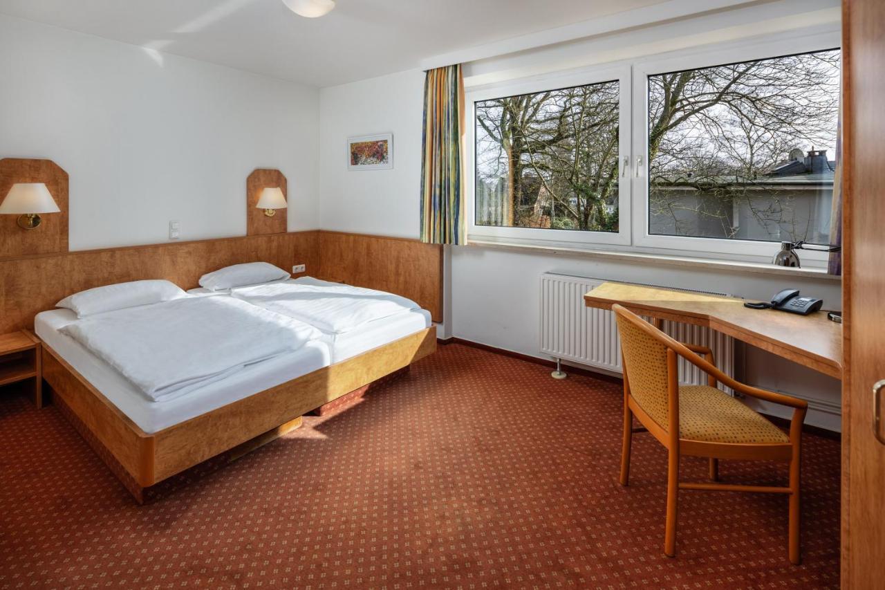 Academy Lodge Boardinghouse Hamburg Bagian luar foto