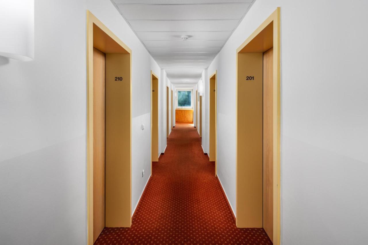 Academy Lodge Boardinghouse Hamburg Bagian luar foto