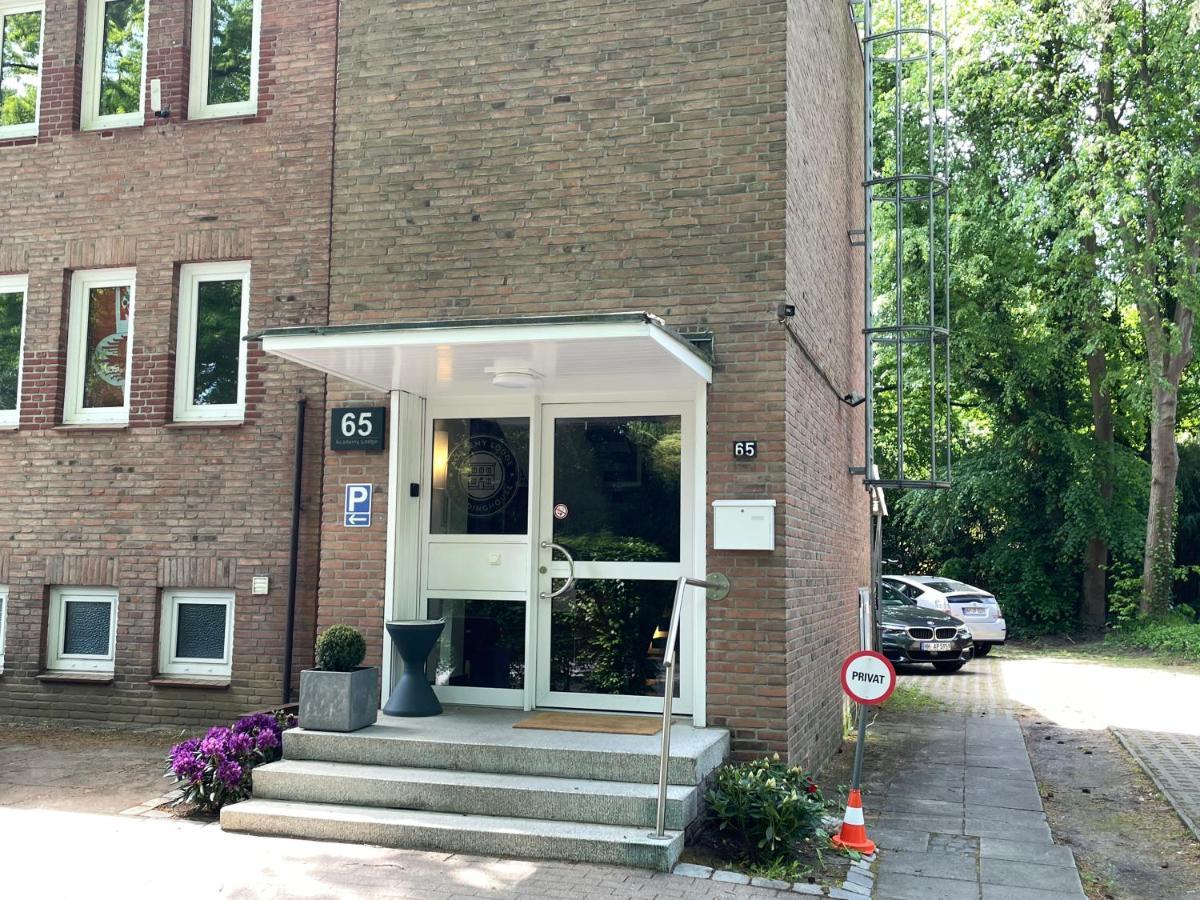 Academy Lodge Boardinghouse Hamburg Bagian luar foto
